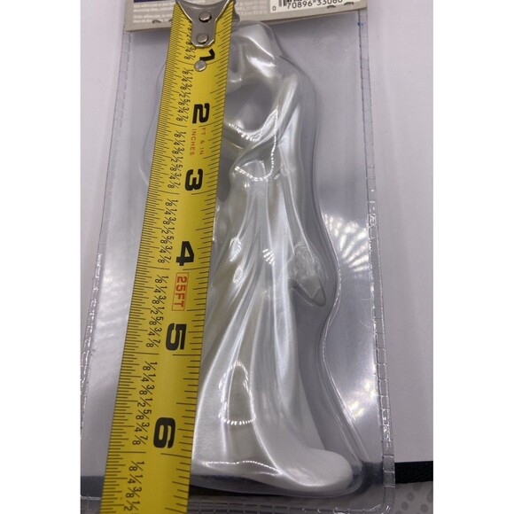 Wilton Cake Topper 6.25"- First Kiss Wedding Shimmer White  NIB Bride Groom - Picture 15 of 16